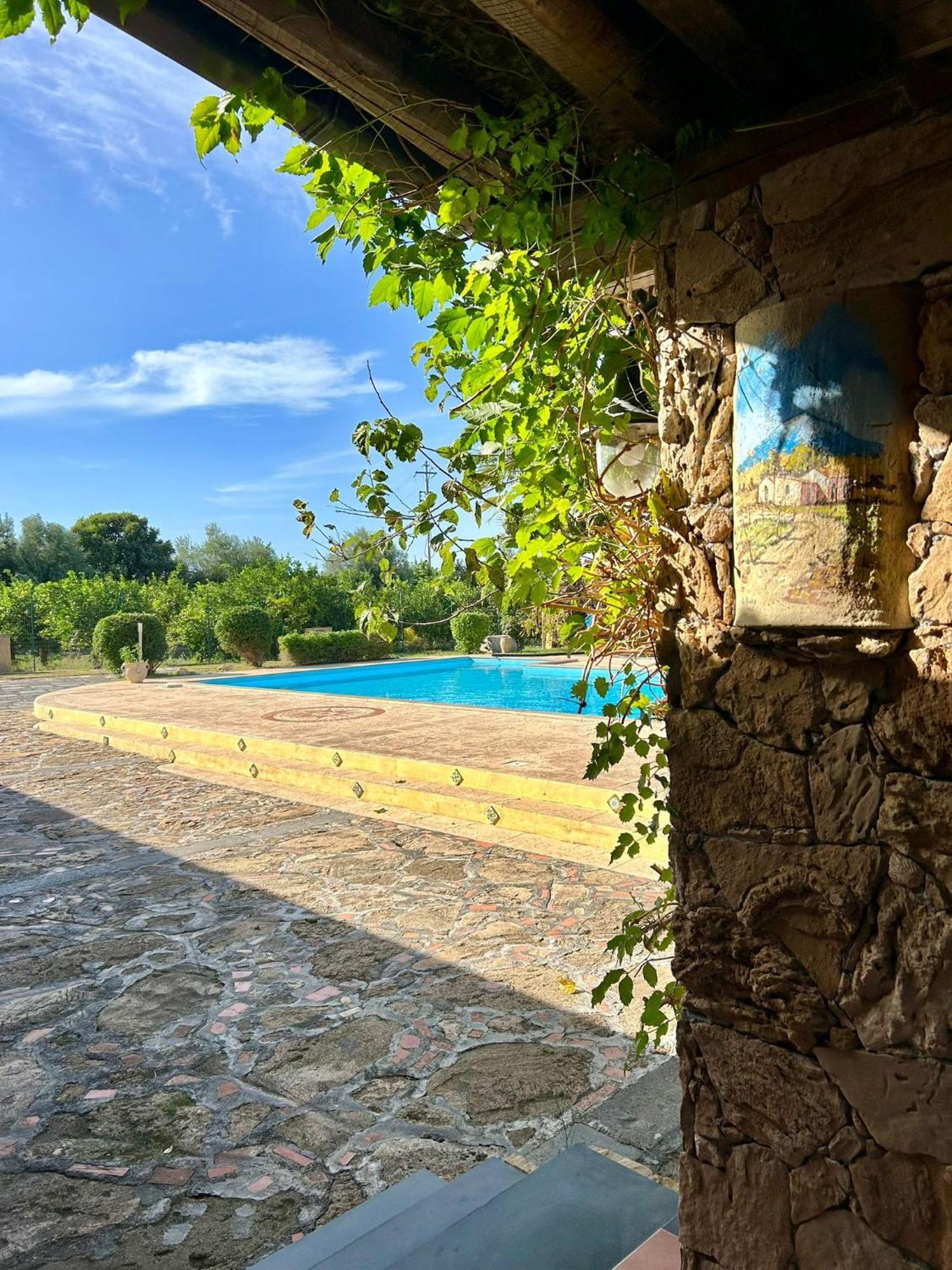 Case Di Loco Castro Agnone Bagni Exterior foto